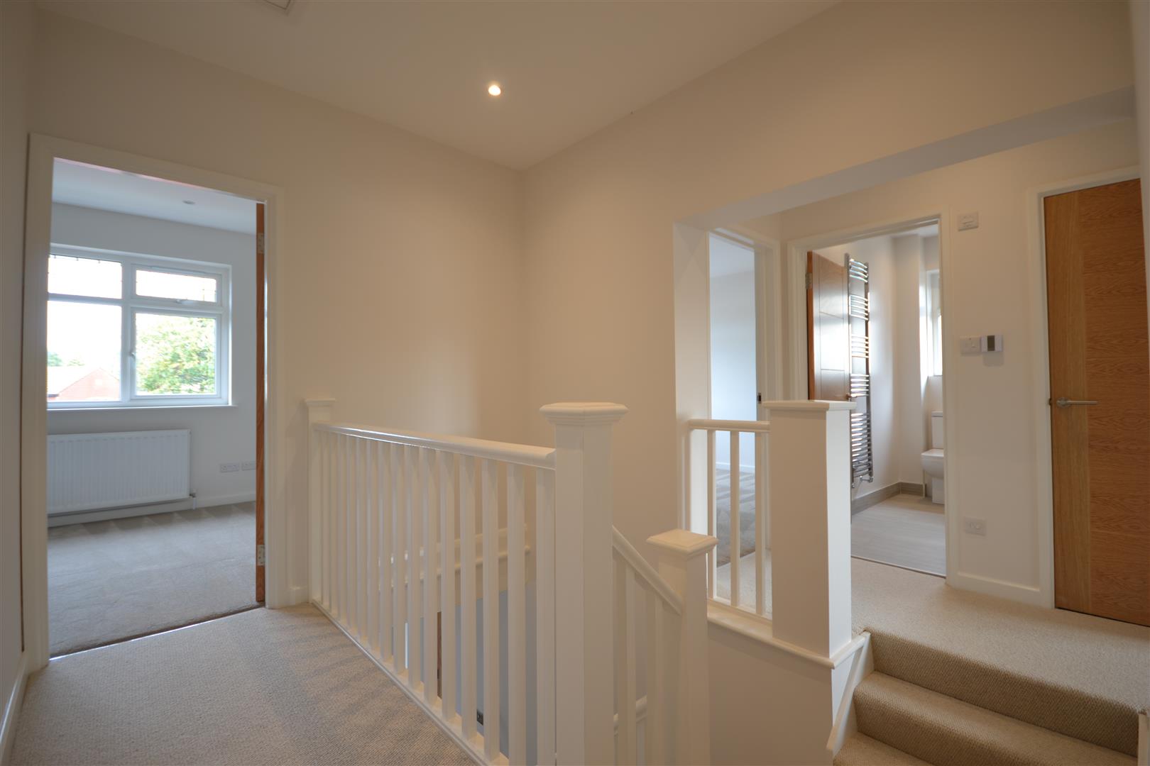 ACCESS TO FIRST FLOOR